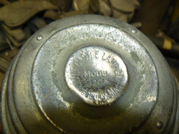 120-A TAIL LIGHT 001.JPG