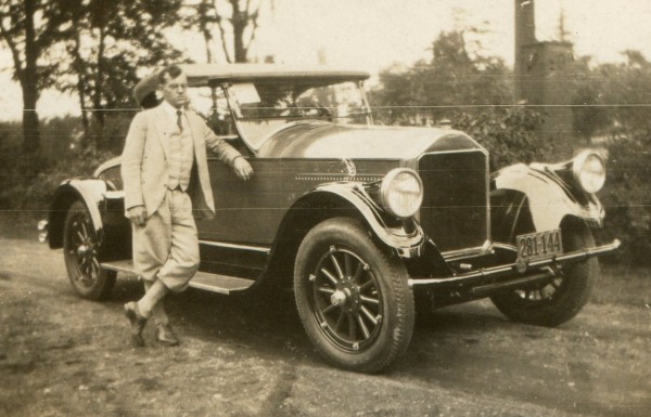Uncle Finley Car.jpg