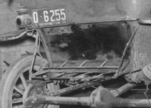 Luggage rack and tail lamp.jpg