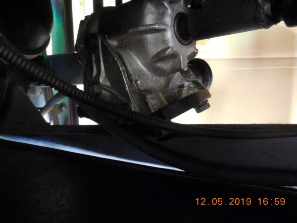 steering box 2.JPG