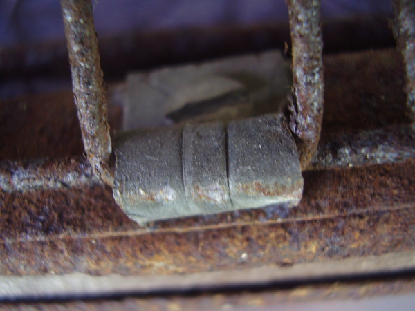 1919-20 touring rear seat spring top edge 007.JPG