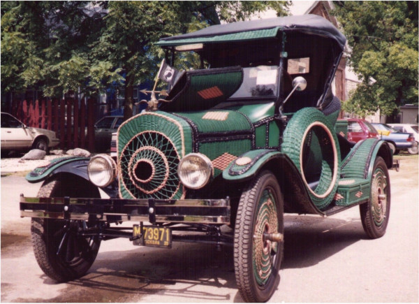 Original plate on car from 1934.