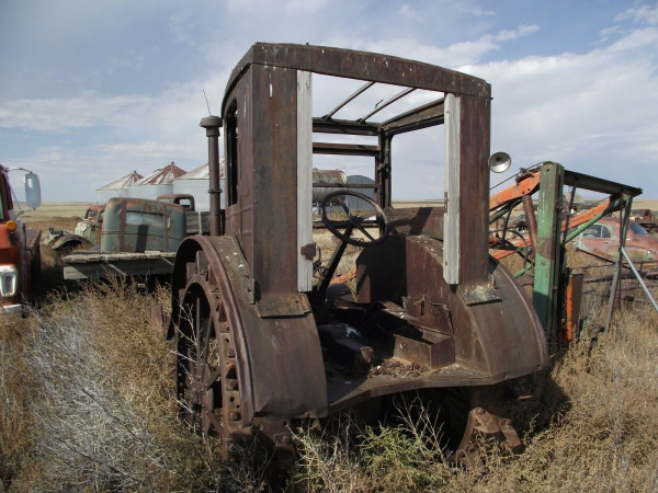 2020 4 2 t cab tractor two.jpg