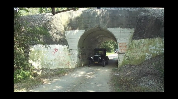 Lofton Tunnel 3.jpg