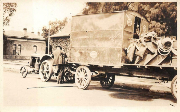 tractor trailer.jpg