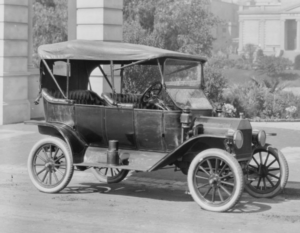1913 Canadian.jpg