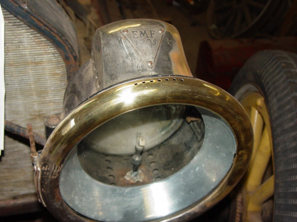 EMF 1912_touring chimney top.jpg