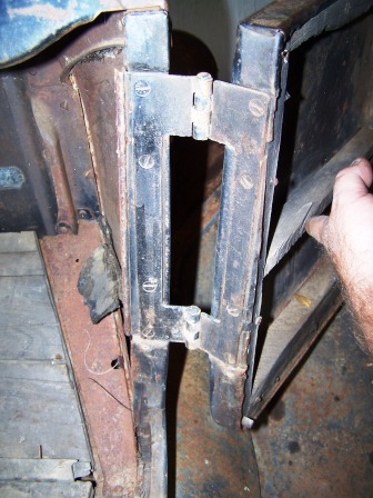 door hinge details 2 forum.jpg