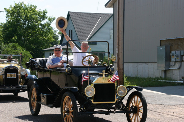 4th Parade.jpg