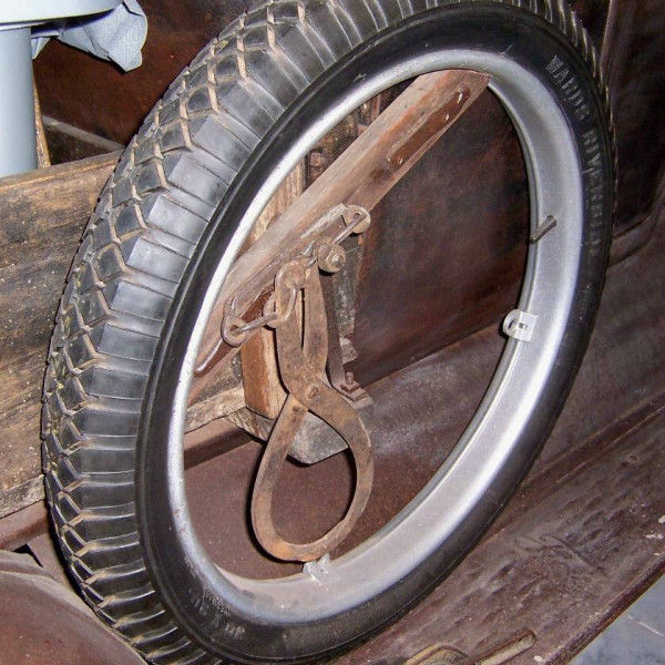 Tire on mount.jpg