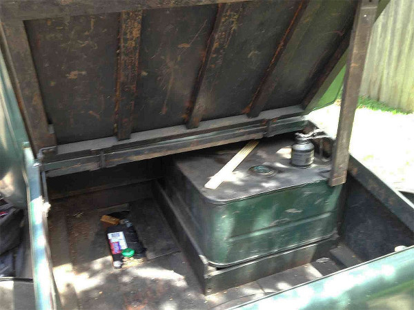 Trunk02.jpg