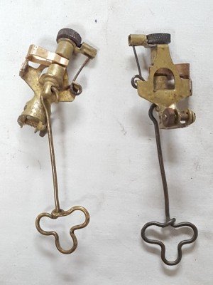 1ignitors%20gas%20headlamp%20flint.jpg