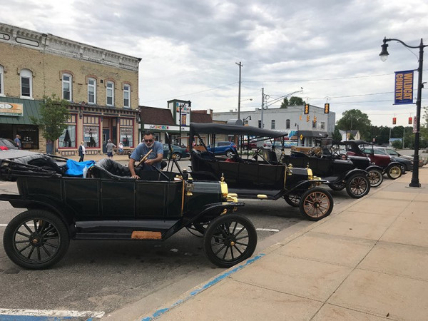 Lunch stop in Evart, Michigan
