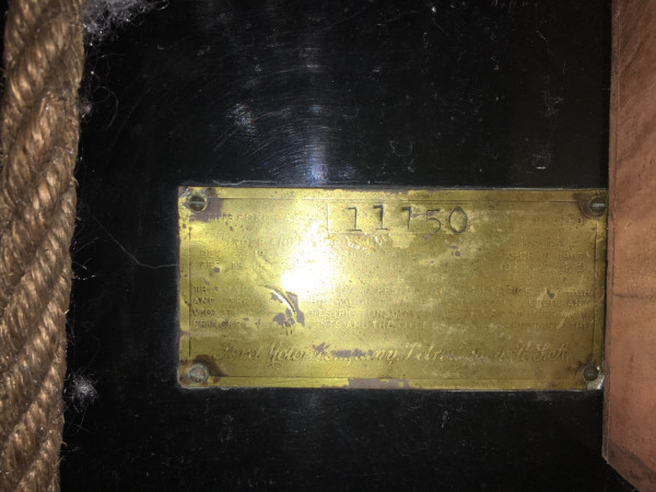 Tag with serial number