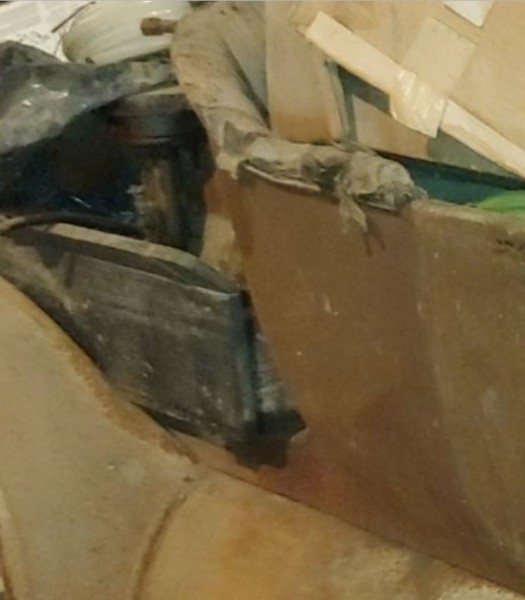Roadster NOT cut off - arm rest what kind.JPG