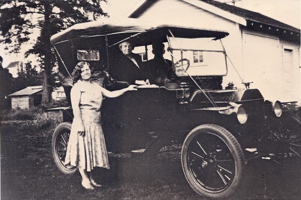 1911 original photo 2.JPG