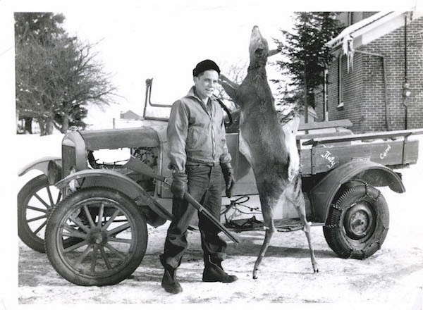 Hal Deer & Mod TFile0001 copy.JPG copy.jpg