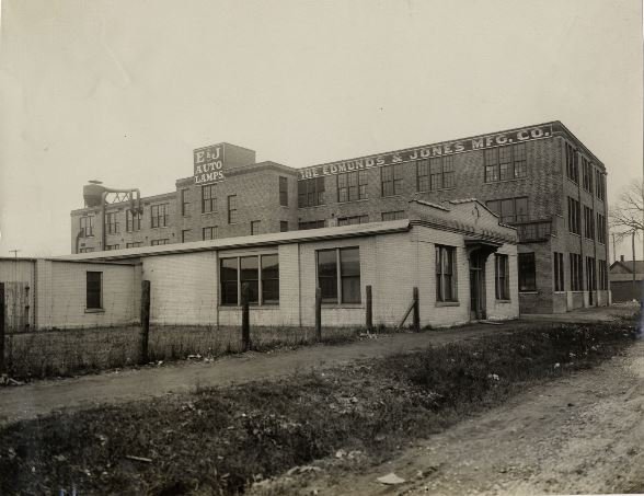 E&J FACTORY - DETROIT 1910.JPG