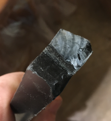 broken tack rail end.png