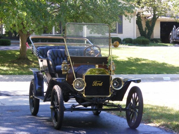 1909 Touring 1.6.jpg