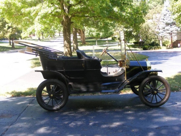 1909 Touring 1.9.jpg