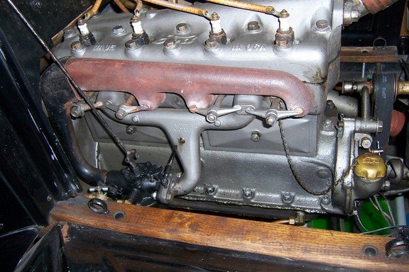 1915 engine smaller.jpg