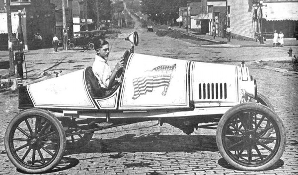 Early-Ames-Motor-T-Ford-Speedstera.jpg