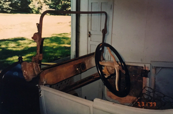 Redster interior rusty.jpg