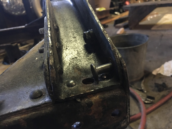 3C31AC9F-7070-496C-9A6E-5A1E9214B4C7.jpeg (2.49 MiB) Viewed 4245 times Installing rivets on front crossmember