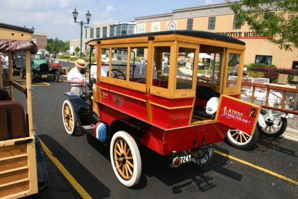 OmniBus1 small.jpg