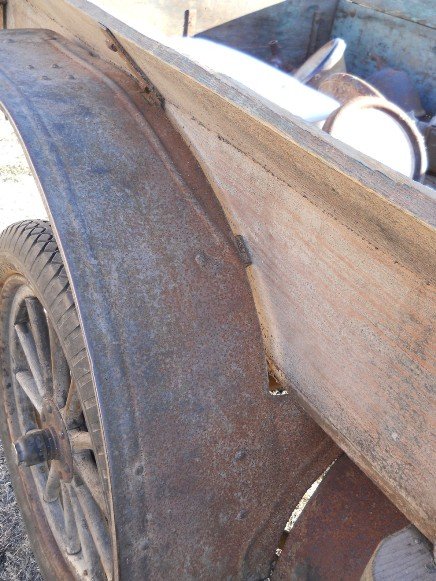1912 Cutoff Touring Fender.jpg