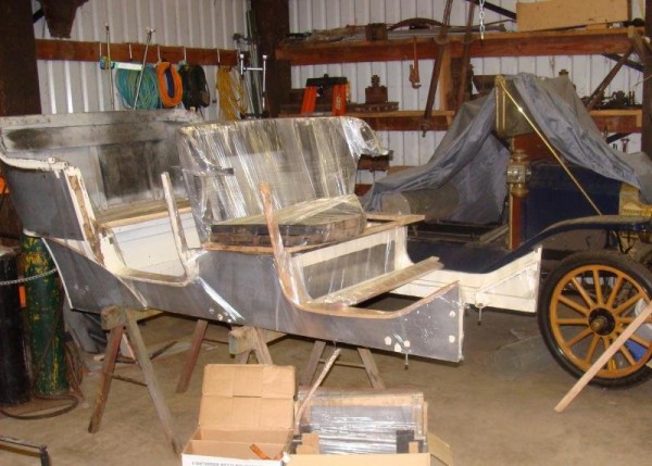 body wrapped w chassis smaller.jpg