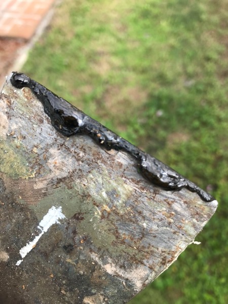 What was left on floor pan under the carb body after bowl removed
