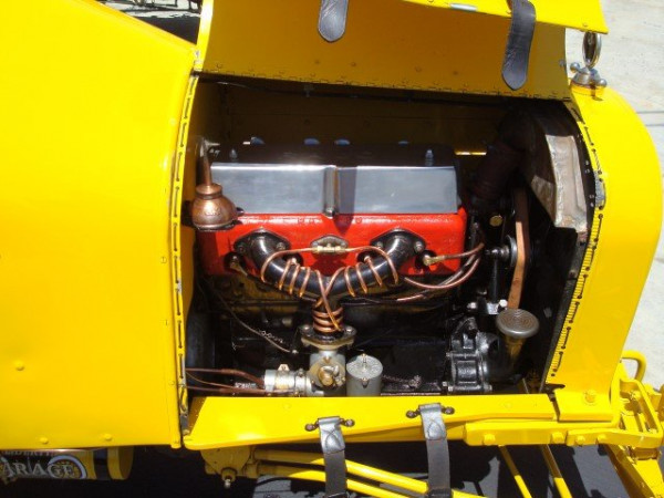 Good engine shot 10 15 DSC09654 (Small).JPG