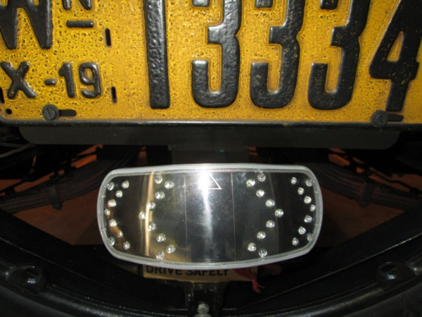 Center door bracket 1.JPG