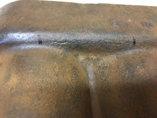 Left Crack s.jpg