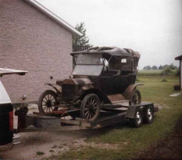 Grandad's 1913 T in 1989.jpg