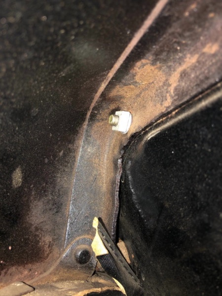 upper nut on stanchion.jpg