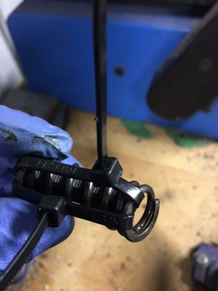 trans plastic tie 4.JPG