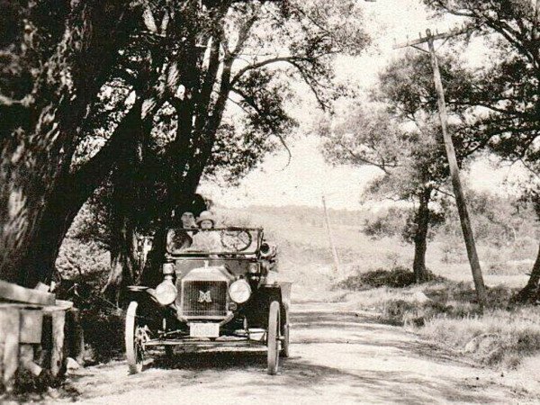 1913Trunaboutfront1.jpg