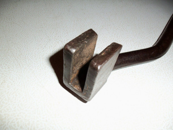 pedal iron 2.JPG