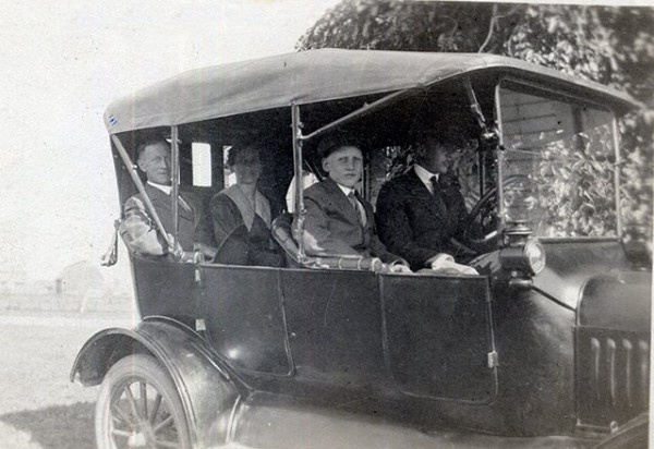 My father, uncle and grandparents in 1917