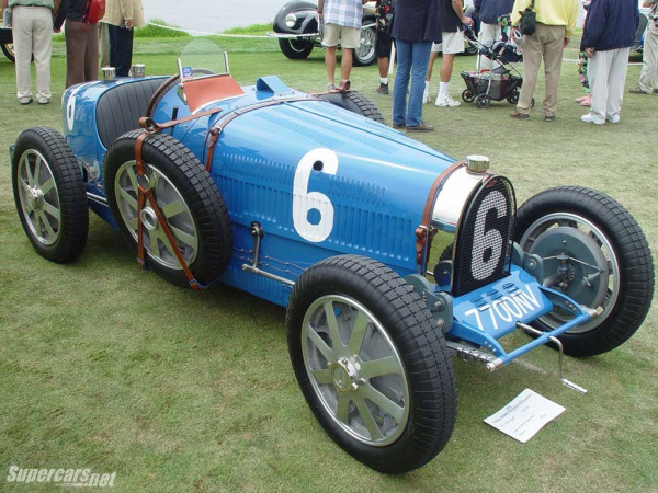 1927_Bugatti_Type35B2.jpg