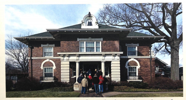 Fords first home 140 Edison .jpg