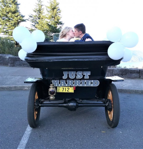 Just Married.jpg