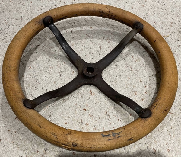 steering wheel -1.jpg