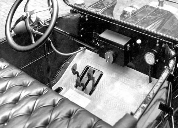 Model T 1914 Horn.jpg