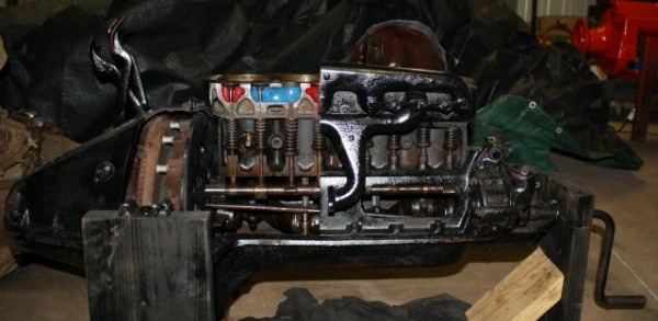 Model T engine 4.jpg