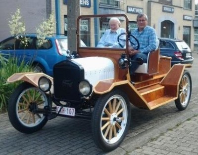Ford-T 1922 01.jpg