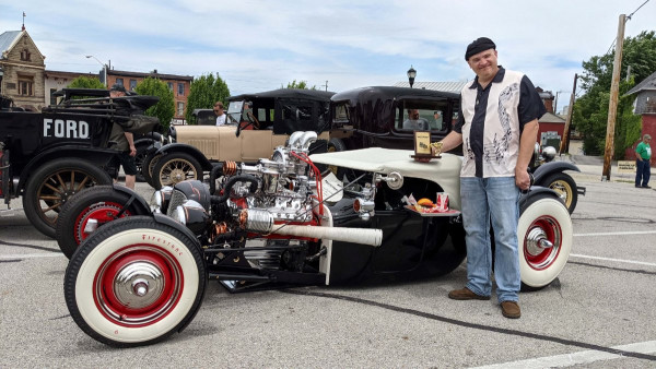 Lecklider Most Unique Car Show.jpg